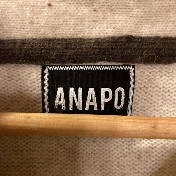 Anapo Lambs Wool Sweater - Picture 7 of 13